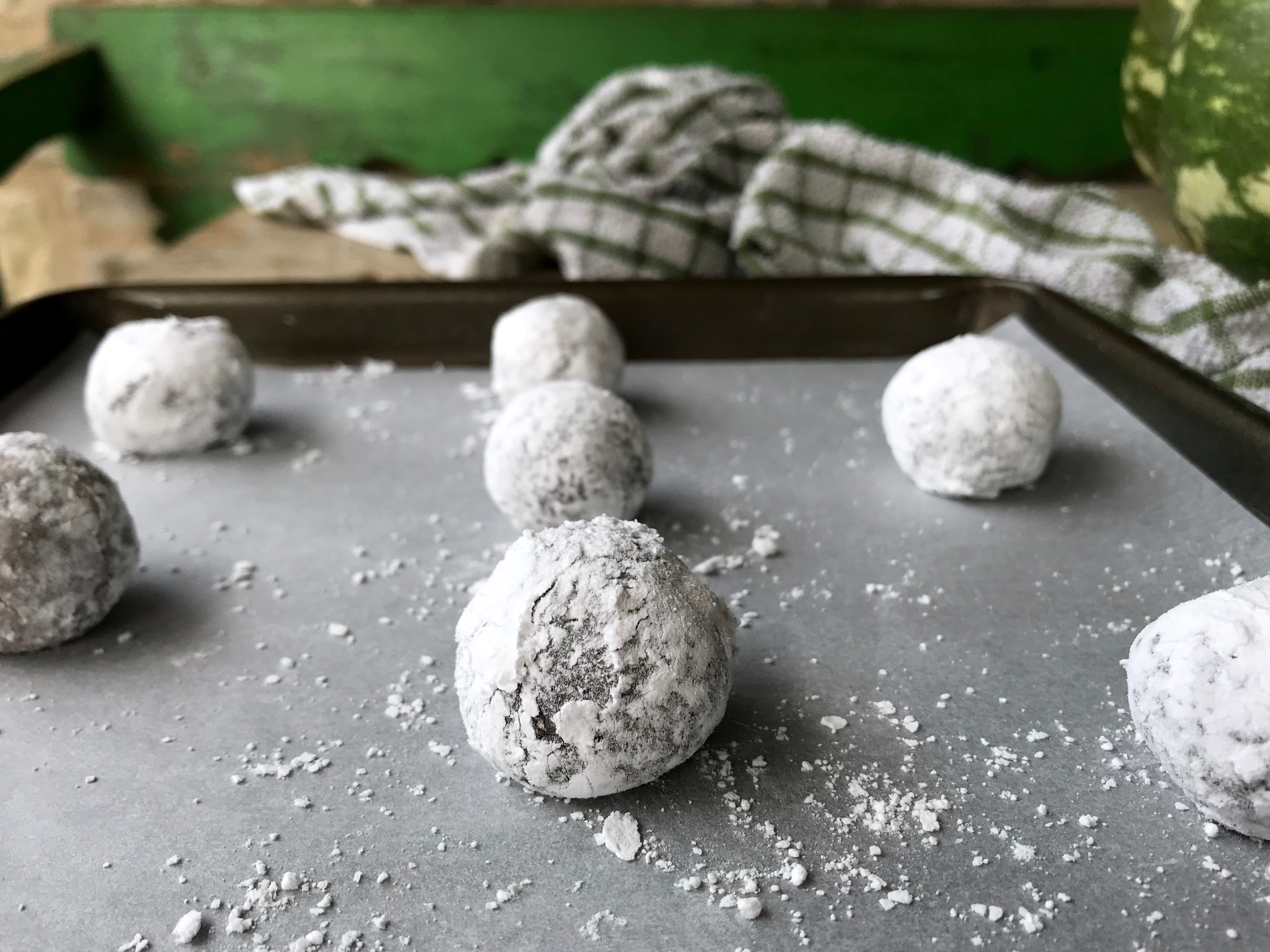 Pretty Chocolate Crinkles